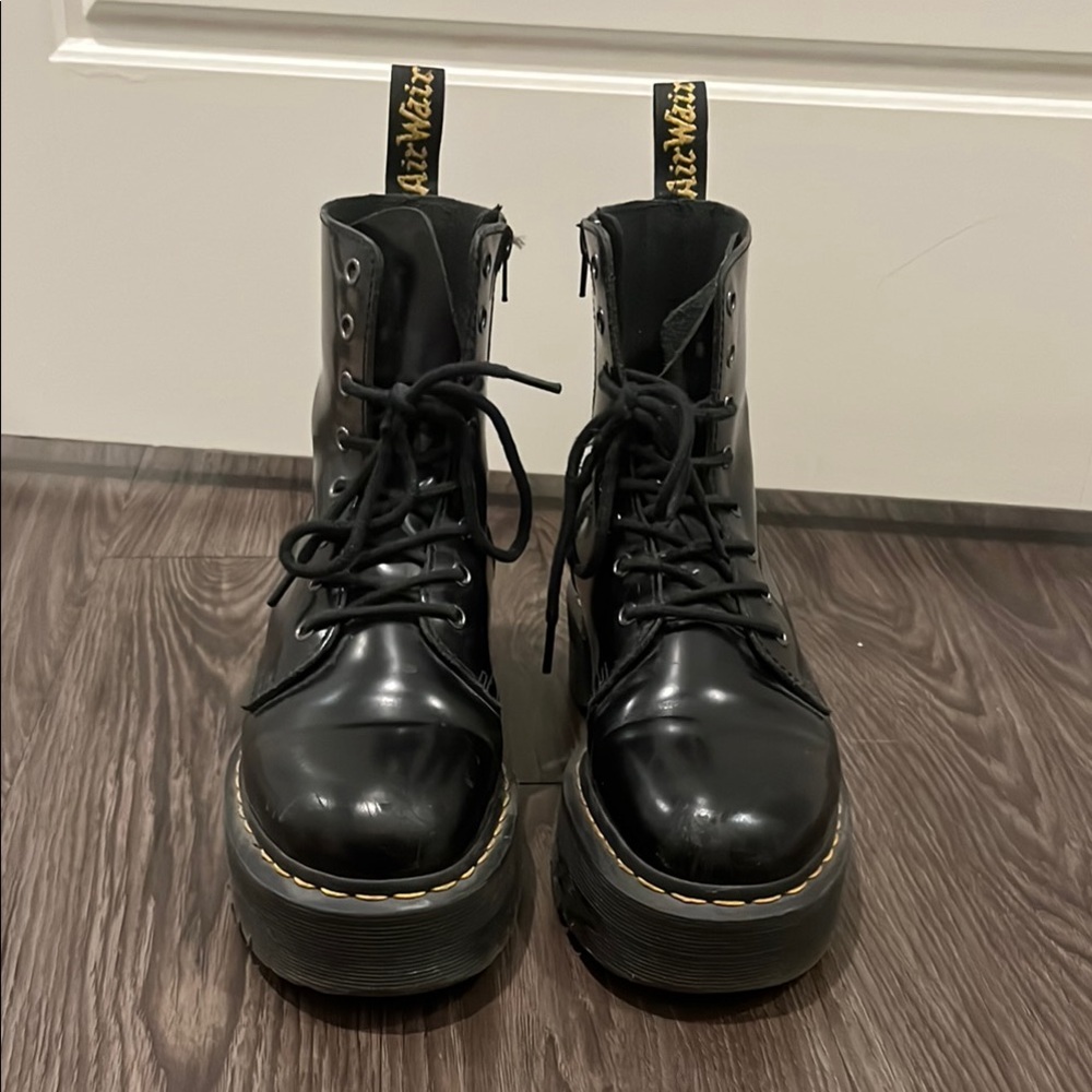Dr. Martens Jadon Boots